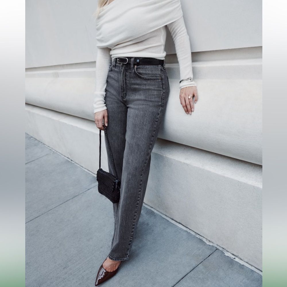 A&F 14R/32 Gray The Vintage Straight High Rise Best Seller Jeans